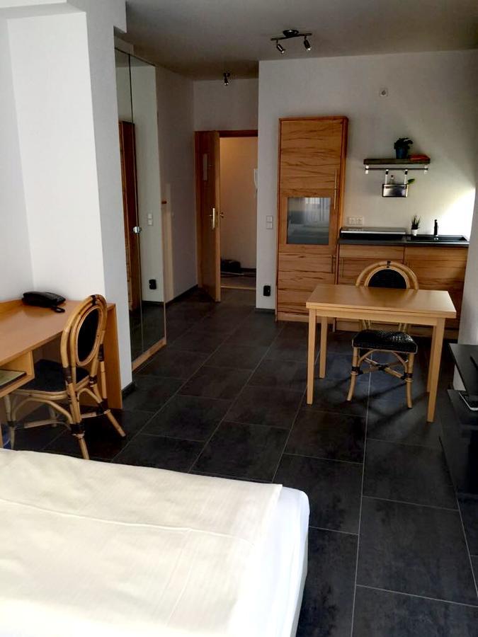 Altschwabing Hotel 3*