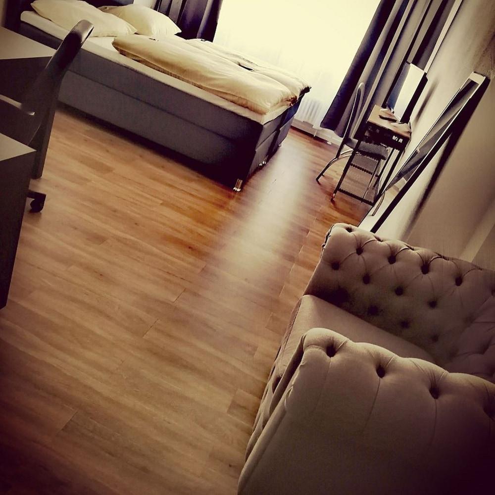 Altschwabing 3* München